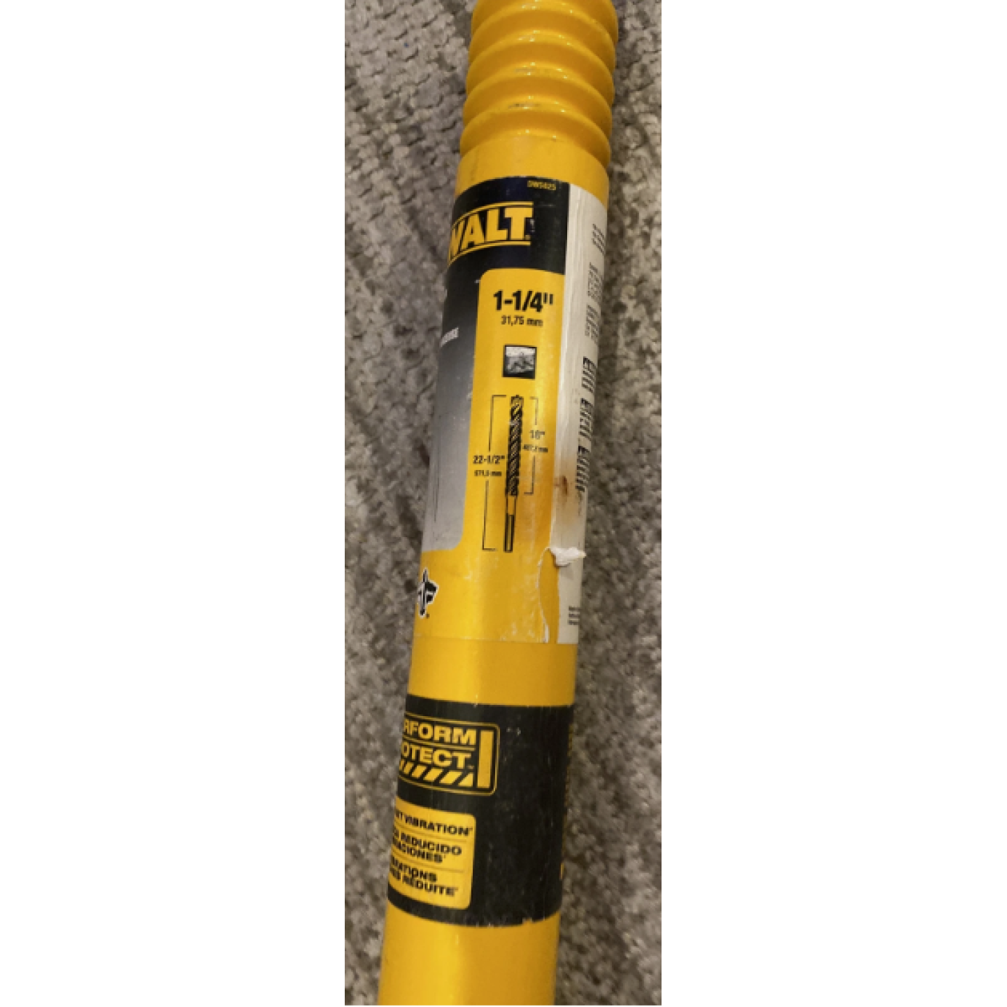DeWalt Elite Series 1-1/4" x 16" x 22-1/2" 4 Cutter SDS Max Masonry Drill Bit Image 1