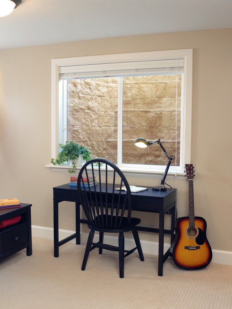 Rockwell 66 Series Elite Tan Window Well 72" Image 3