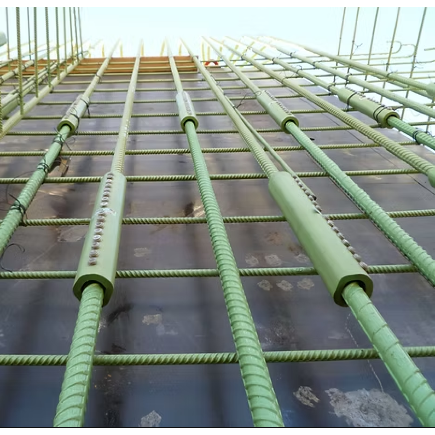 Bar Splice #6/5 Zap Screwlok, Epoxy Coat, Type 2 Image 1