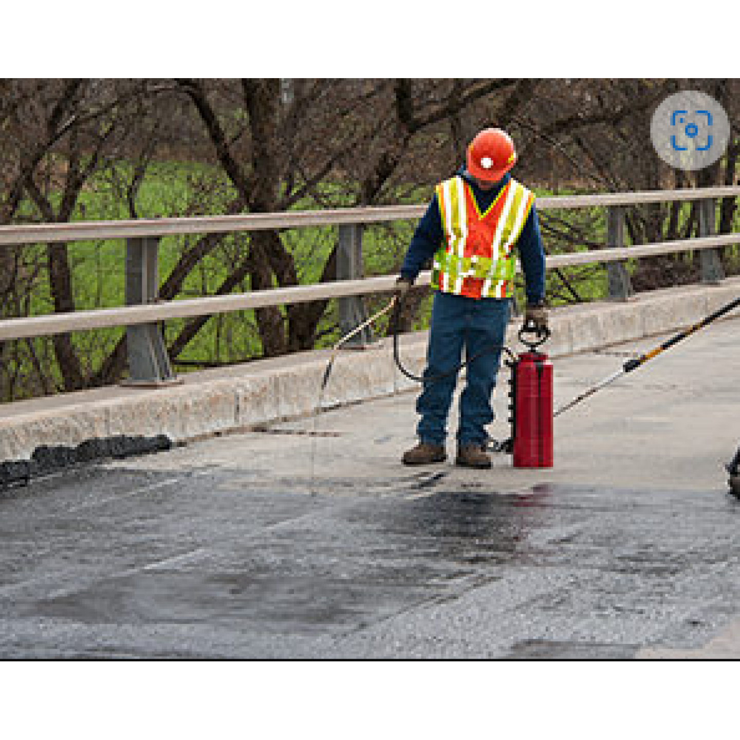 Crafco Asphalt Primer, 5 Gallon Pail Image 1